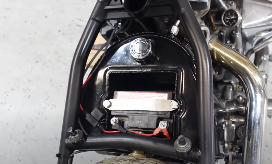 Battery Hold Down Plate (4L-BS and 5L-BS)
